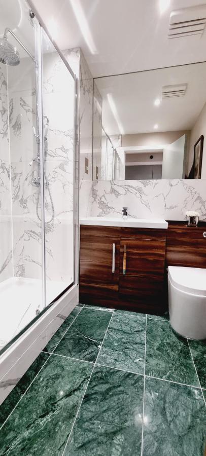 Double King Suite, Canary Wharf Waterfront Apartament *
